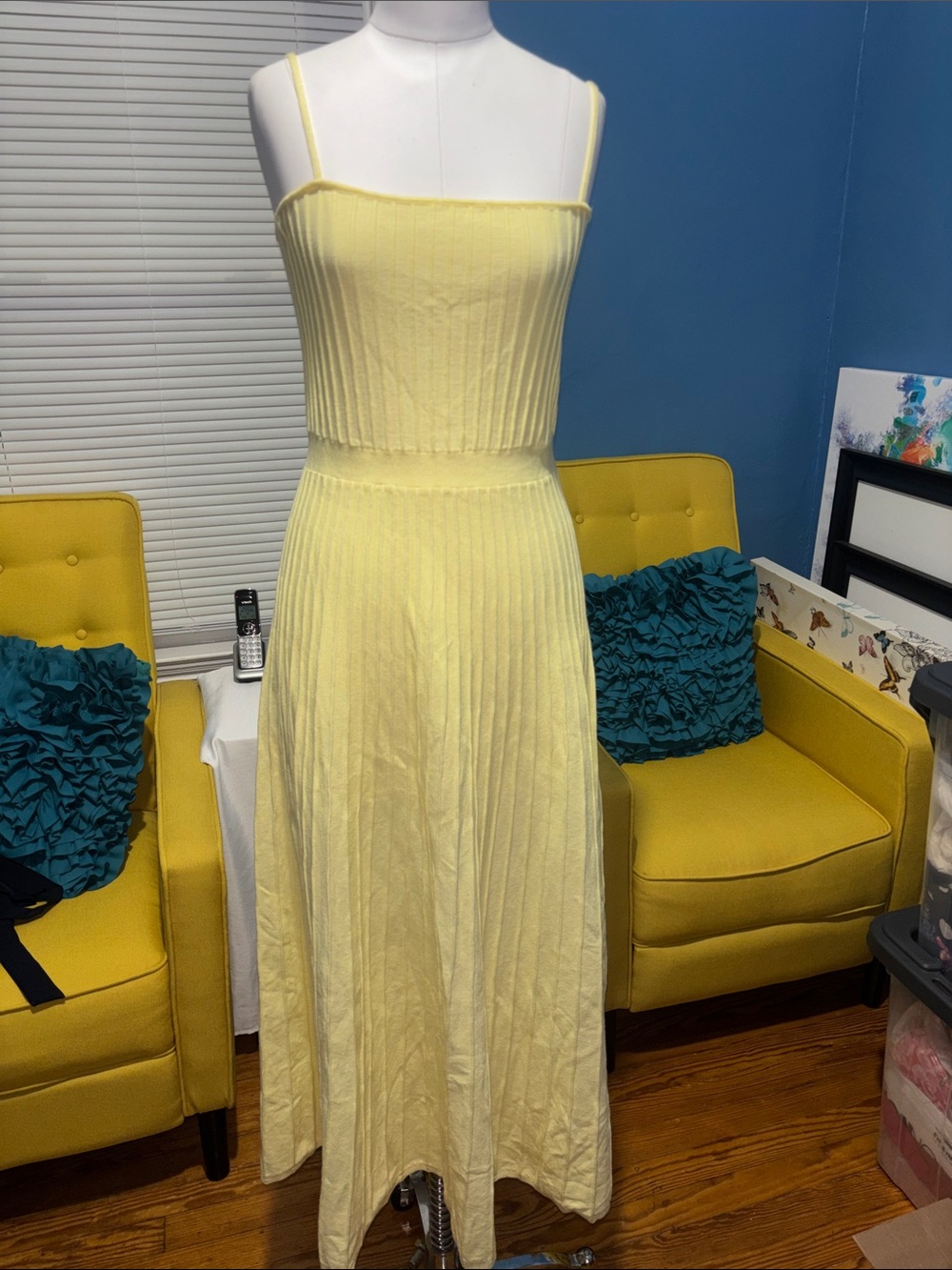 Light Yellow Ribbed Knit Midi Dress - Brand Unspecified